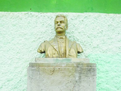 Busto de Saldanha da Gama deverá ficar no Museu Histórico