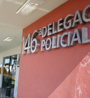 Após a fuga dos bandidos, vítimas registraram caso na 146ª Delegacia de Polícia