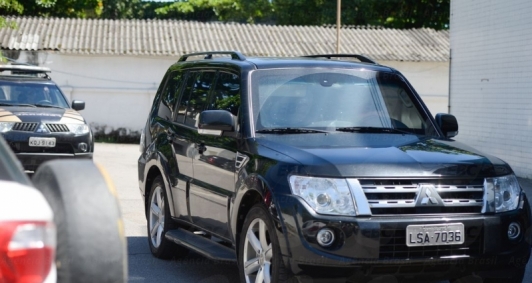 Eike Batista sai do IML