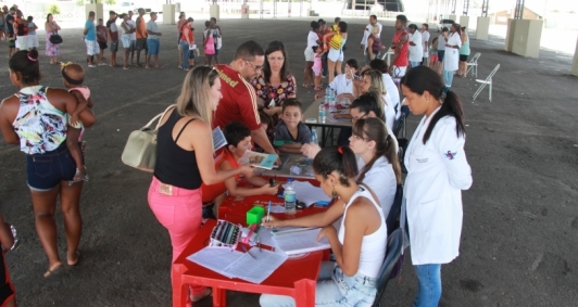 ltimo dia de vacinao na FRC