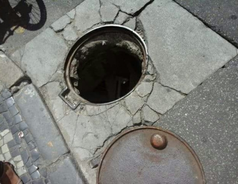 Bueiro aberto causou transtorno