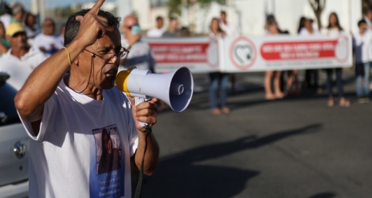 Pai de Marcelle, José Augusto