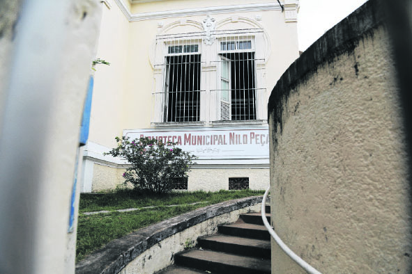 Biblioteca Municipal Nilo Peanha