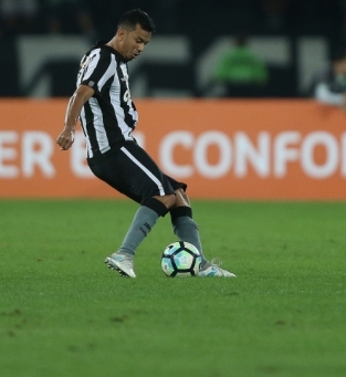 Botafogo 0 x 2 Avaí