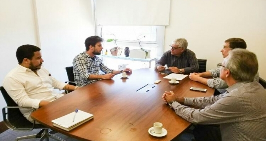 Gustavo Matheus em reunião no Rio