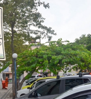 Demora do cart&atilde;o causa revolta