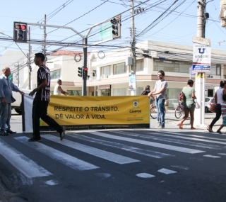 Ação desta quinta-feira nas ruas de Campos