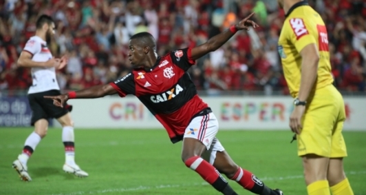 Vinícius Junior marcou dois gols