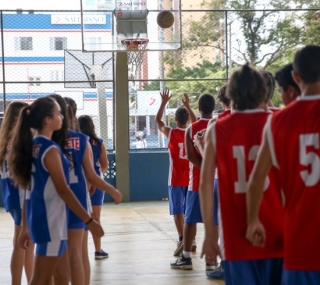 Esquipes de basquete vão estrear