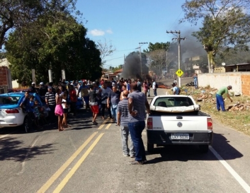 Protesto na localidade de Quilombo 