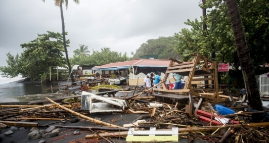 Escombros de um restaurante em Martinica