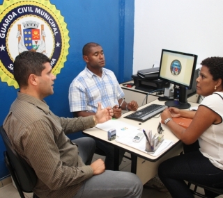 Ela foi recebida na secretaria de Ordem Pública  