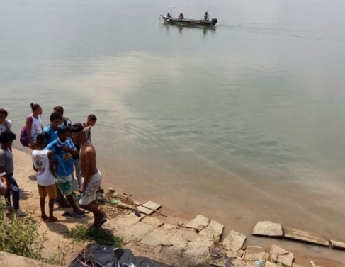 Jovem morreu afogado no Rio Paraba