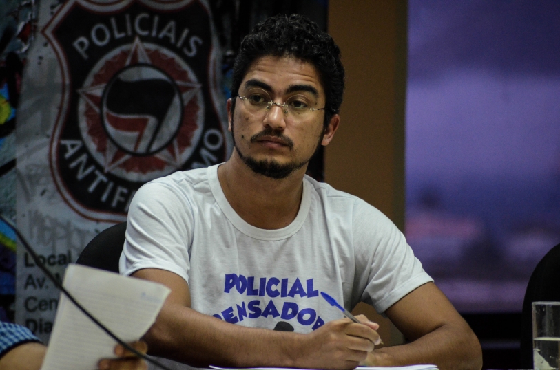 O policial Anderson Duarte, criador do site Policial Pensador