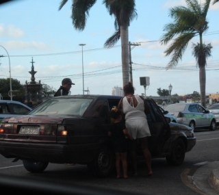 Mesmo com fiscaliza&ccedil;&atilde;o, transporte irregular segue