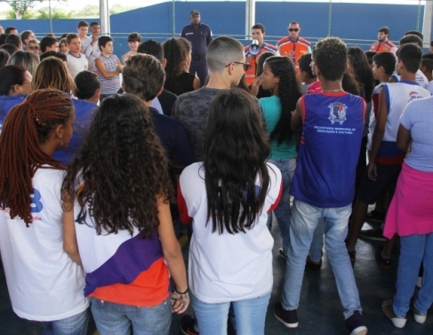 Simulado em escola de SJB