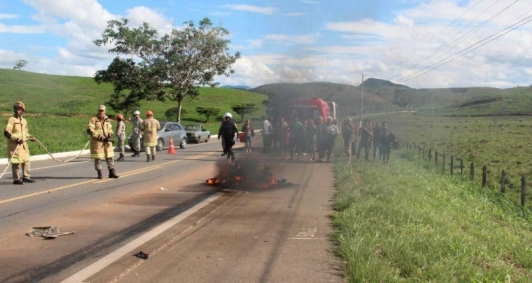 Motociclista morreu carbonizado