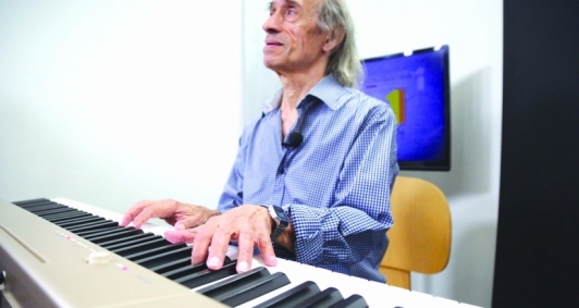 João Carlos se apresenta no Convento