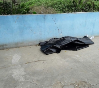 Corpo foi achado na rua 