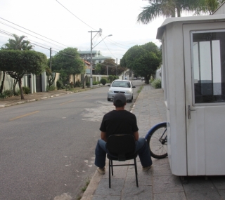 Moradores tomam medidas para evitar furtos