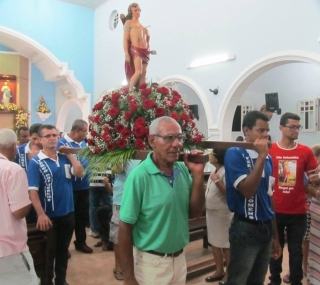 Comunidade de Barcelos reverencia São Sebastião