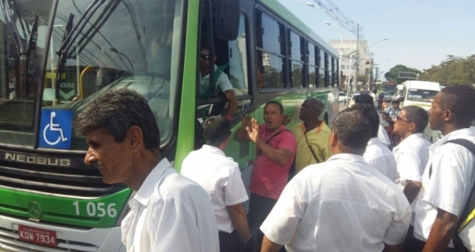 Rodovirios em protesto no centro