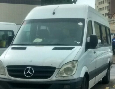 Veculos foram apreendidos na operao