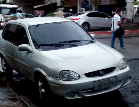 Veculos foram apreendidos na operao