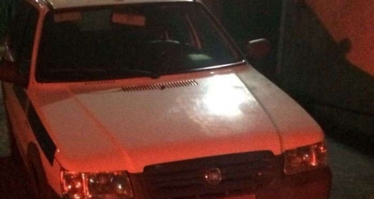 Taxista foi encontra morto dentro de t�xi