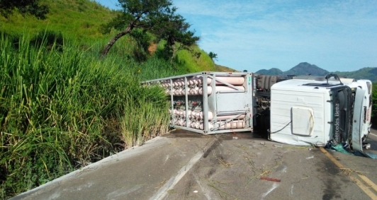 Coliso interdita RJ 158