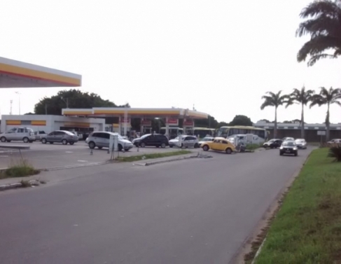 Grande procura por gasolina 