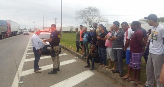 Greve dos caminhoneiros em Campos