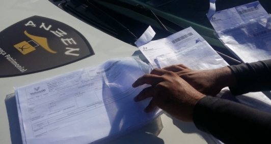 Caminhoneiros liberam carga de remdios na BR-101