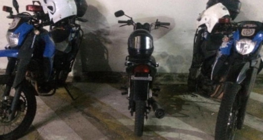 Motos apreendidas em perseguição 