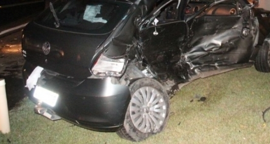 Motoristas ficam feridos em acidente na BR-356