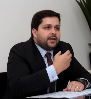 Procurador-geral José Paes Neto 