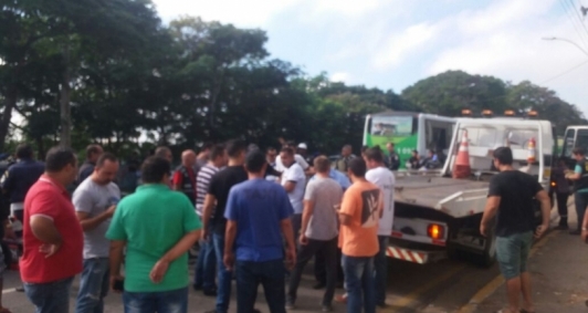 Fiscalizao do IMTT gerou tumulto nos taxistas