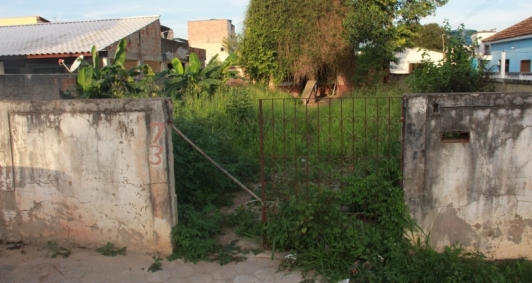 Prefeitura notifica proprietários de imóveis abandonados