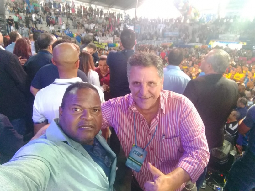 Com Pastor Henrique, presidente do partido em Campos
