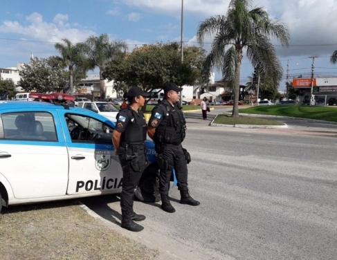 Poucos militares nas ruas de Macaé