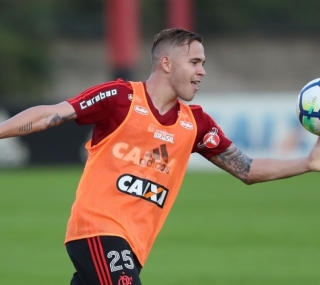 Piris deve estrear no Fla contra o Cruzeiro