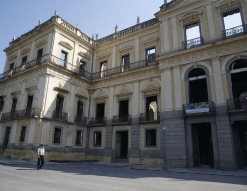 Incêndio destruiu Museu Nacional do Rio de Janeiro