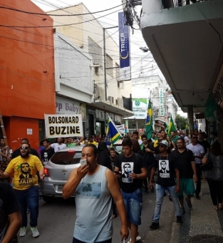 Passeata pró-Bolsonaro