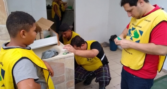 Projeto aluga casas para abrigar imigrantes venezuelanos em Campos