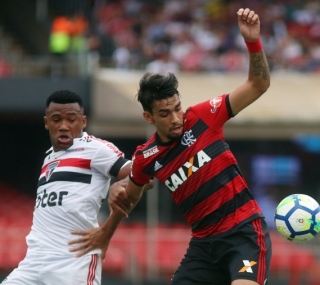 Flamengo enfrentou o São Paulo neste domingo no Morumbi