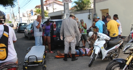 No Jardim Carioca, uma motociclista ficou ferida