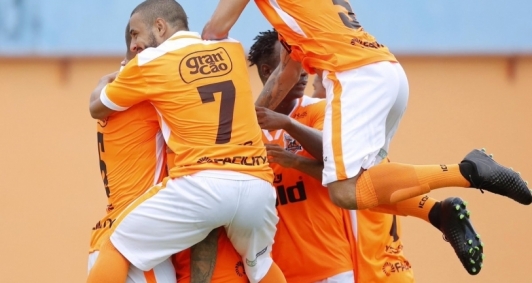 Nova Iguaçu derrota do Goytacaz