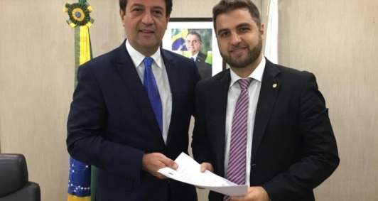 O deputado federal Wladimir Garotinho com o ministro da Sa�de, Luiz Henrique Mandetta