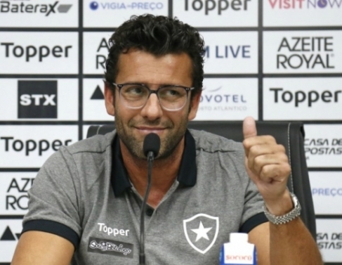 Botafogo apresenta Valentim oficialmente como treinador