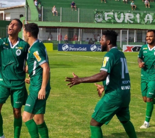 Verdão de Saquarema venceu em casa